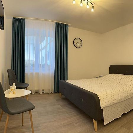 בראשוב Easy Living Apartments - Old Town מראה חיצוני תמונה