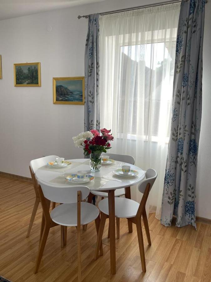 בראשוב Easy Living Apartments - Old Town מראה חיצוני תמונה